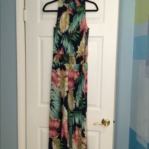 Veronica M Long Sleeveless Dress
